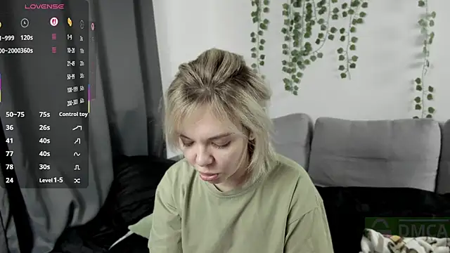 whoa-hoa-hoa-hoa-hoa online show from 10-09-25, 09:46