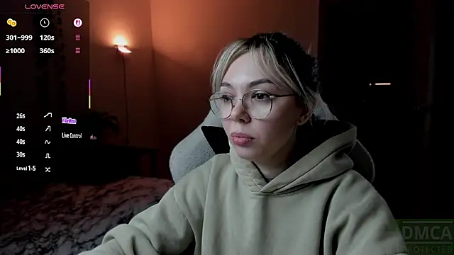 whoa-hoa-hoa-hoa-hoa online show from 10-14-25, 09:15