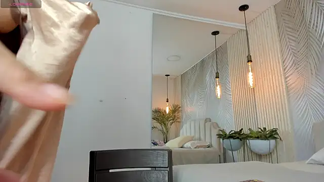 Snapshot of RousseAngel chatting on 01-09-25, 11:02 RousseAngel online show from 01-09-25, 11:02