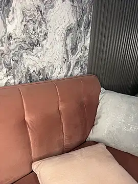 MadisonHunter2024 online show from 01-31-26, 07:11