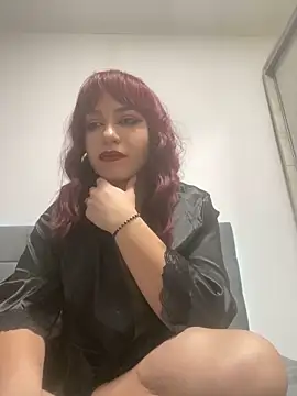 NicolleNova online show from 01-13-25, 07:00