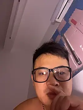 Snapshot of lixiaoshuai8 chatting on 10-09-25, 06:55 lixiaoshuai8 online show from 10-09-25, 06:55