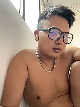 Snapshot of lixiaoshuai8 chatting on 10-15-25, 05:07 lixiaoshuai8 online show from 10-15-25, 05:07