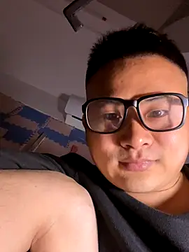 lixiaoshuai8 online show from 12-03-25, 04:05