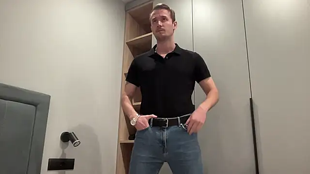 cute mark online show from 10-01-25, 04:13