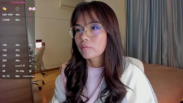 moonlight8  online show from 09-18-25, 10:28