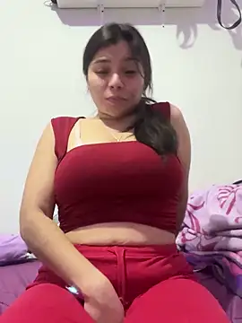 Snapshot of adry_moon666 chatting on 12-18-25, 04:18 adry moon666 online show from 12-18-25, 04:18