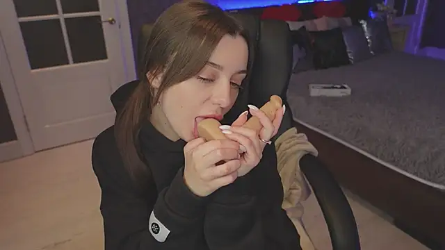 Snapshot of DinaCandy chatting on 01-29-25, 11:30 DinaCandy online show from 01-29-25, 11:30