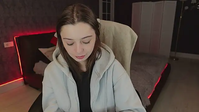 Snapshot of DinaCandy chatting on 03-13-25, 03:06 DinaCandy online show from 03-13-25, 03:06