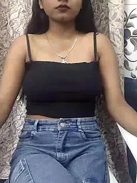 Ishaani 0 online show from 02-06-25, 03:52