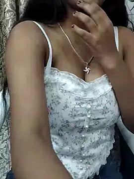 Ishaani 0 online show from 02-18-25, 10:36