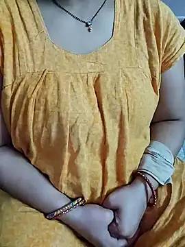 milf-kaira online show from 12-21-24, 06:02