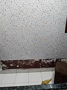 milf-kaira online show from 01-06-25, 02:04