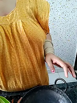 milf-kaira online show from 03-12-25, 03:02