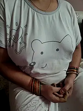 milf-kaira online show from 11-06-25, 04:41