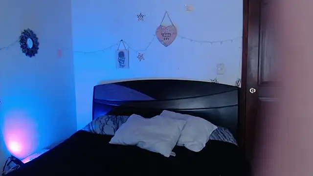 Snapshot of anhiahoney02 chatting on 02-03-25, 07:00 anhiahoney02 online show from 02-03-25, 07:00