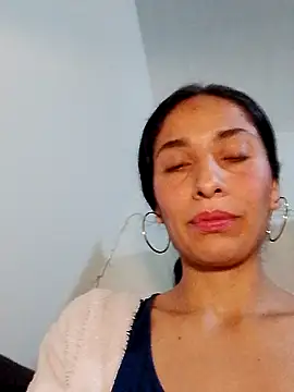 chloewildd  online show from 12-01-24, 10:10