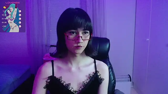 lewd pillows online show from 03-15-25, 07:59