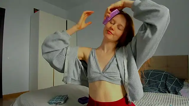 Fire Luna online show from 03-19-25, 08:23