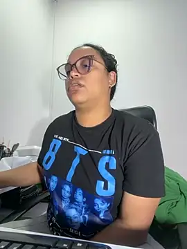 angela angels  online show from 11-14-25, 05:50