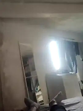 Snapshot of Juliano69xv chatting on 02-05-25, 01:11 Juliano69xv online show from 02-05-25, 01:11