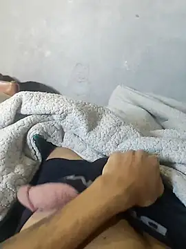 Snapshot of Juliano69xv chatting on 03-05-25, 12:22 Juliano69xv online show from 03-05-25, 12:22