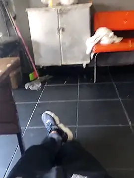 Snapshot of Juliano69xv chatting on 10-11-25, 07:56 Juliano69xv online show from 10-11-25, 07:56