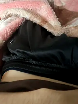 Snapshot of Juliano69xv chatting on 10-14-25, 12:50 Juliano69xv online show from 10-14-25, 12:50