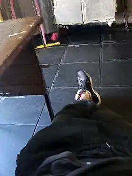 Snapshot of Juliano69xv chatting on 10-22-25, 05:56 Juliano69xv online show from 10-22-25, 05:56