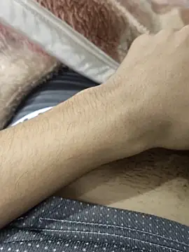 Snapshot of Juliano69xv chatting on 10-26-25, 11:27 Juliano69xv online show from 10-26-25, 11:27