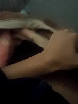 Snapshot of Juliano69xv chatting on 10-29-25, 12:18 Juliano69xv online show from 10-29-25, 12:18