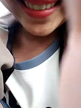 Snapshot of Betty20zx chatting on 12-26-24, 01:29 Betty20zx online show from 12-26-24, 01:29