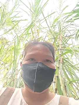 Snapshot of Betty20zx chatting on 12-01-25, 01:32 Betty20zx online show from 12-01-25, 01:32