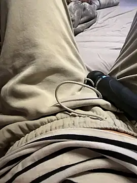 Ana-05 online show from 10-29-25, 07:04