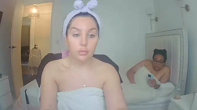 vanilla chocolate23 online show from 03-06-26, 09:50