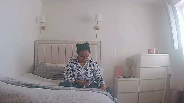 vanilla chocolate23 online show from 03-14-26, 12:10