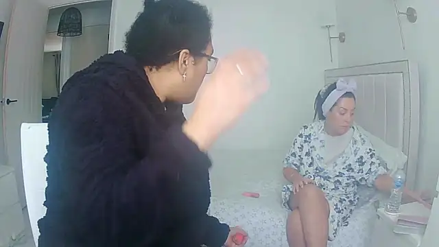 vanilla chocolate23 online show from 03-23-26, 11:25