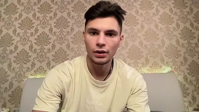 denlover1 online show from 01-12-25, 01:48