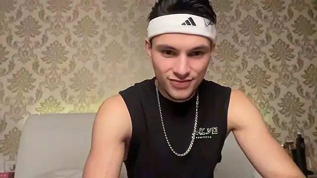 denlover1 online show from 03-06-25, 06:48