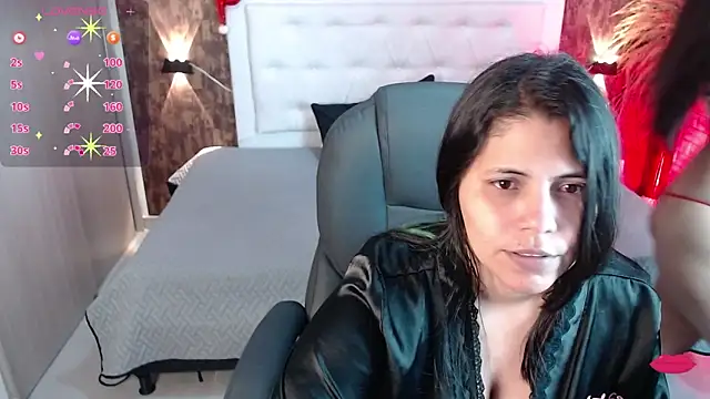 Snapshot of dulce__love69 chatting on 12-06-24, 03:41 dulce love69 online show from 12-06-24, 03:41