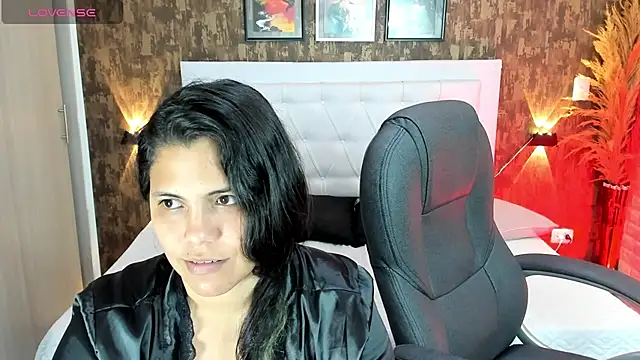 Snapshot of dulce__love69 chatting on 01-13-25, 04:07 dulce love69 online show from 01-13-25, 04:07