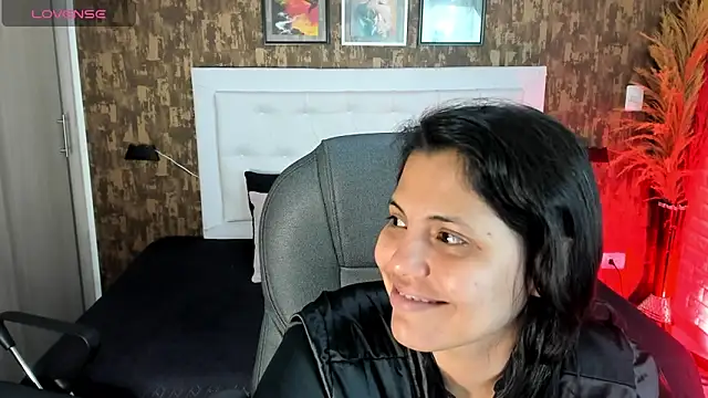 Snapshot of dulce__love69 chatting on 01-14-25, 05:30 dulce love69 online show from 01-14-25, 05:30