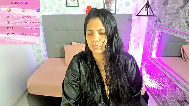 Snapshot of dulce__love69 chatting on 03-20-25, 10:21 dulce love69 online show from 03-20-25, 10:21