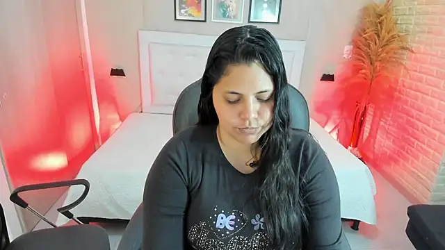 Snapshot of dulce__love69 chatting on 09-11-25, 01:39 dulce love69 online show from 09-11-25, 01:39