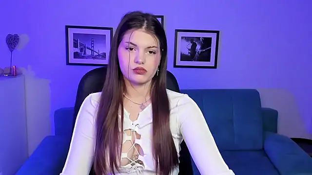 Snapshot of AdeliaKiss chatting on 01-14-25, 03:04 AdeliaKiss online show from 01-14-25, 03:04