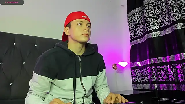 Angel Cuervo online show from 03-04-25, 12:33