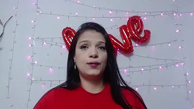 Snapshot of Nicol_Love0 chatting on 02-20-25, 02:02 Nicol Love0 online show from 02-20-25, 02:02