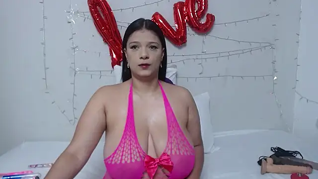 Snapshot of Nicol_Love0 chatting on 02-27-25, 03:48 Nicol Love0 online show from 02-27-25, 03:48
