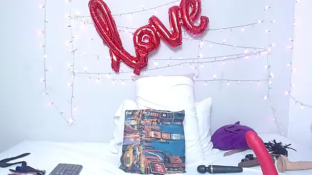 Snapshot of Nicol_Love0 chatting on 02-27-25, 09:58 Nicol Love0 online show from 02-27-25, 09:58