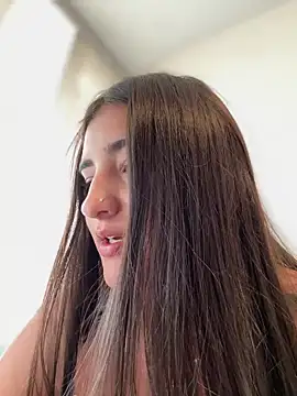 AhriCutte online show from 03-21-25, 09:01